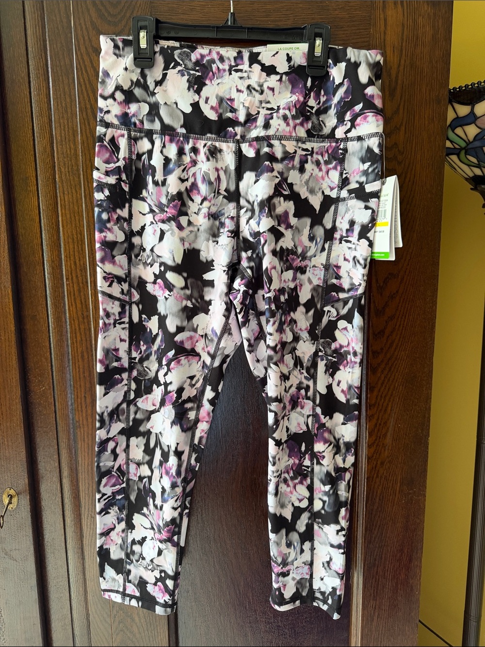 GAIAM White Black Purple & Gray Floral “Tulipwood” Activeware “The OM” Leggings